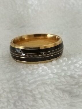 Sizes 11 Gold Stainless Steel Wedding Band – Black w/Guitar String Inlay